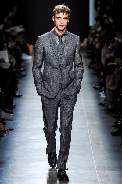 Look 34